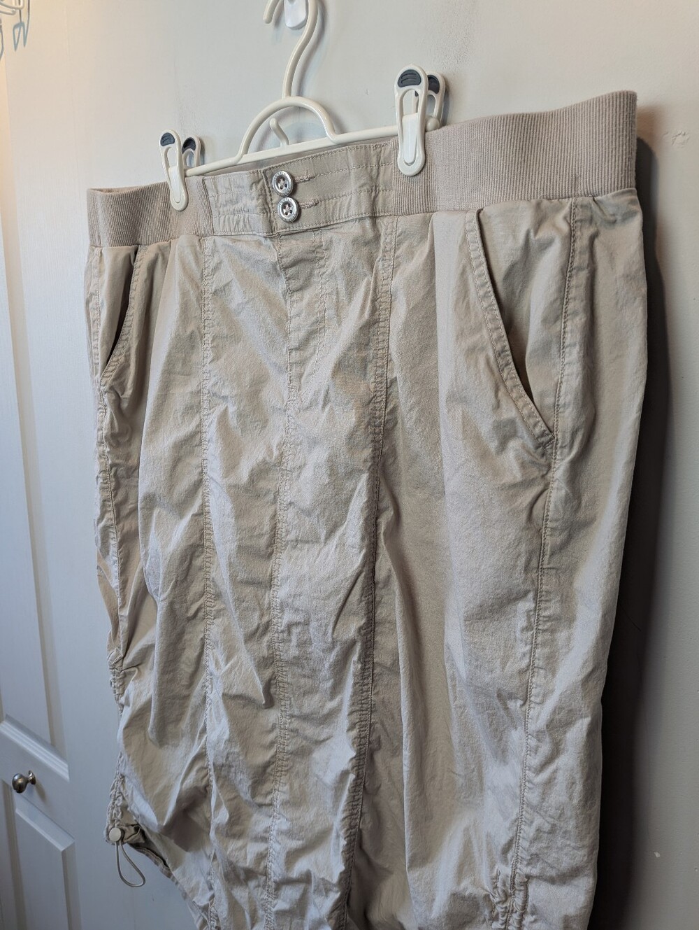 TORRID Maxi Poplin Cargo Skirt Beige Color Size 3 = 3X 22-24 Midi Lenght - Picture 6 of 13